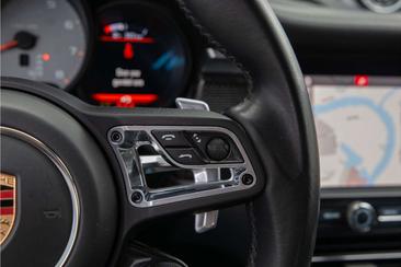Porsche Macan I S — photo 35
