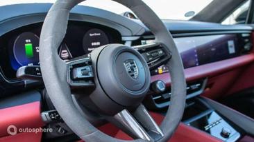 Porsche Macan I Turbo Electric — photo 7