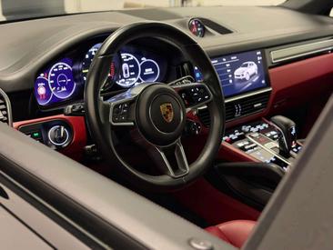 Porsche Cayenne III — photo 9
