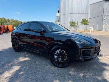 Porsche Cayenne Turbo — photo 2