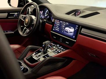 Porsche Cayenne III — photo 18