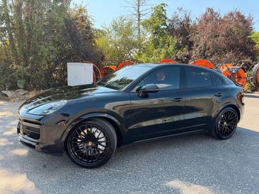 Porsche Cayenne Turbo — photo 4