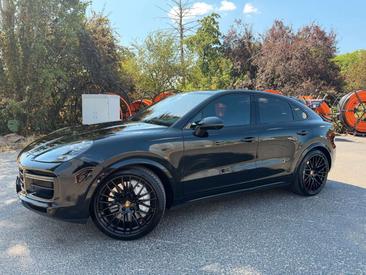 Porsche Cayenne Turbo — photo 6