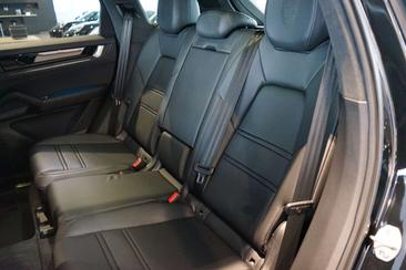 Porsche Cayenne GTS — photo 7