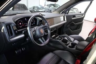 Porsche Cayenne S — photo 3