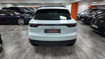Porsche Cayenne E-Hybrid — photo 4