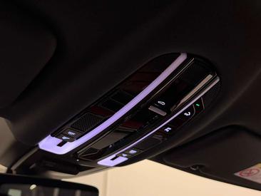 Porsche Cayenne III — photo 31