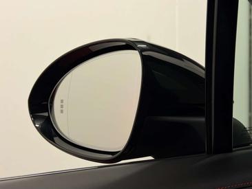 Porsche Cayenne III — photo 32