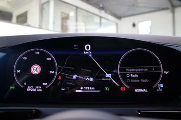 Porsche Cayenne S — photo 12