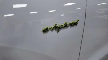 Porsche Cayenne E-Hybrid — photo 11