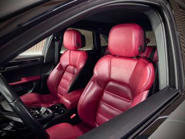 Porsche Macan I S — photo 11