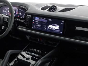 Porsche Cayenne S — photo 20