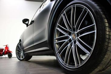 Porsche Cayenne S — photo 19