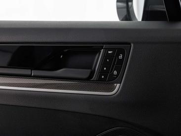 Porsche Cayenne S — photo 25