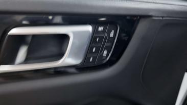 Porsche Cayenne E-Hybrid — photo 17