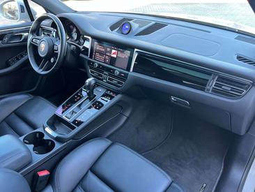 Porsche Macan I S — photo 26