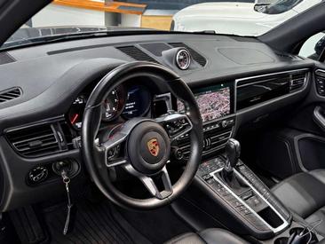 Porsche Macan I S — photo 10