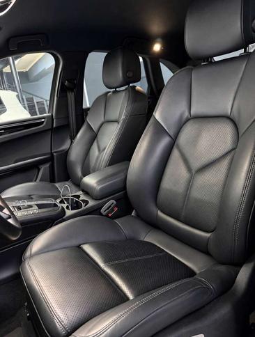 Porsche Macan I S — photo 11