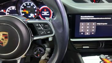 Porsche Cayenne E-Hybrid — photo 28