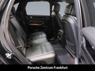 Porsche Cayenne E-Hybrid — photo 14