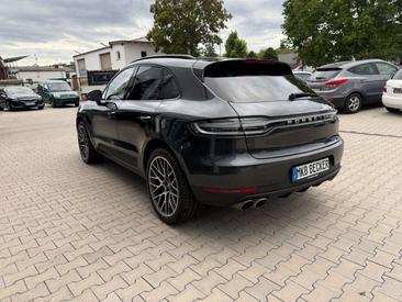 Porsche Macan I S — photo 5