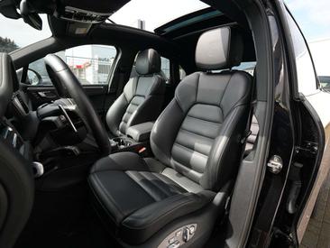 Porsche Macan — photo 5