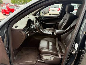 Porsche Macan I S — photo 7