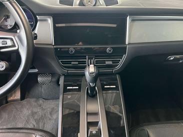 Porsche Macan I S — photo 14