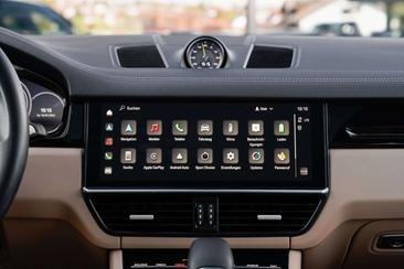 Porsche Cayenne III — photo 14