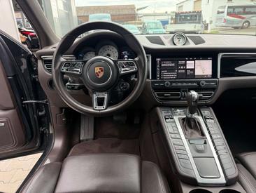 Porsche Macan I S — photo 11