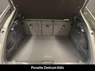 Porsche Macan I 4 Electric — photo 25