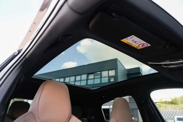Porsche Cayenne III — photo 23