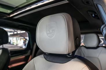 Porsche Cayenne E-Hybrid — photo 27