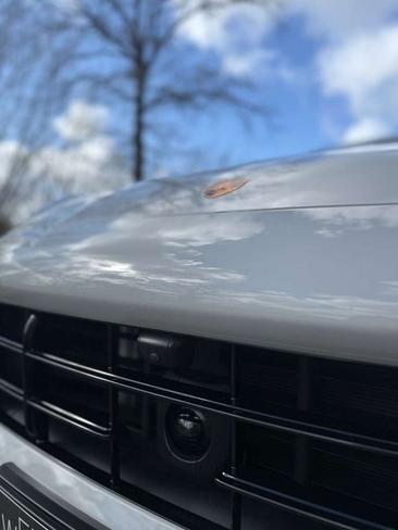 Porsche Cayenne III — photo 6