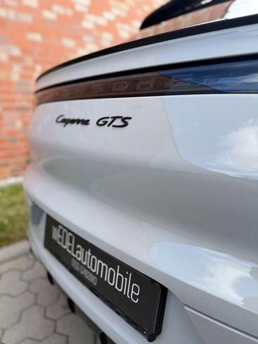 Porsche Cayenne III — photo 11