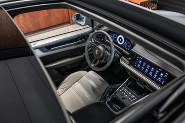 Porsche Cayenne E-Hybrid — photo 35