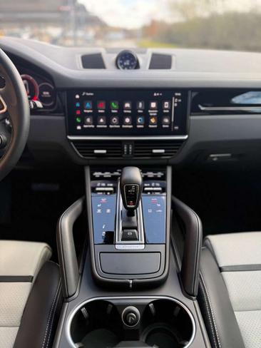Porsche Cayenne III — photo 14