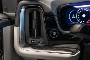 Porsche Cayenne E-Hybrid — photo 38