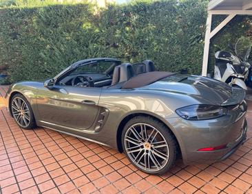Porsche 718 Cabriolet Boxster — photo 10