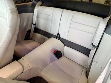 Porsche 911 Carrera 4S — photo 11