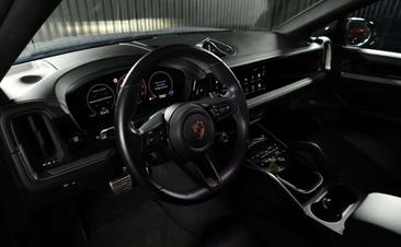 Porsche Cayenne S E-Hybrid — photo 5