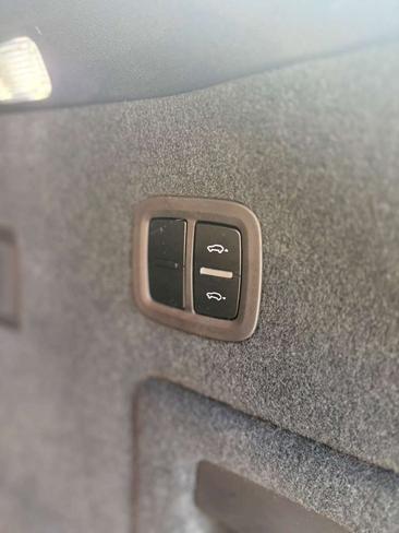 Porsche Cayenne III — photo 32