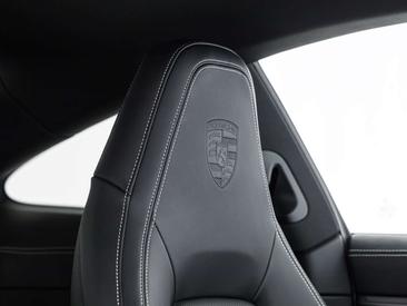 Porsche 911 Carrera — photo 18