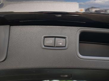 Porsche Macan — photo 45