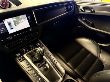 Porsche Macan I GTS — photo 14