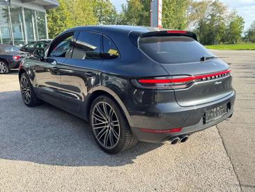 Porsche Macan — photo 2