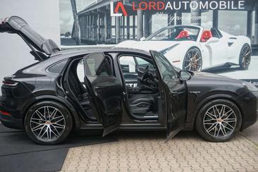 Porsche Cayenne E-Hybrid — photo 29