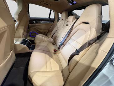 Porsche Panamera GTS — photo 13