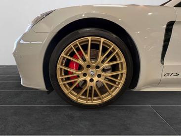 Porsche Panamera GTS — photo 14