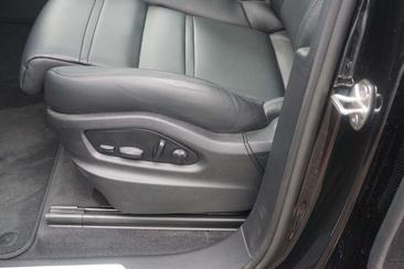 Porsche Cayenne E-Hybrid — photo 38